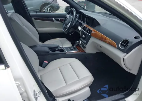 2012 Mercedes-Benz C 250 Sport from USA, damaged, VIN WDDGF4HB6CR235633